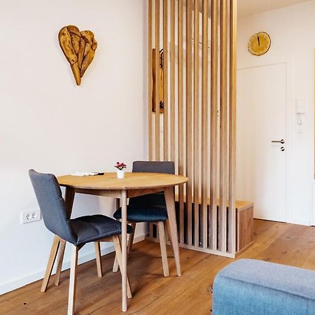 Woody - Comfy Apartment In Siska リュブリャナ エクステリア 写真