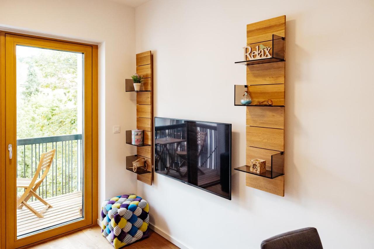 Woody - Comfy Apartment In Siska リュブリャナ エクステリア 写真